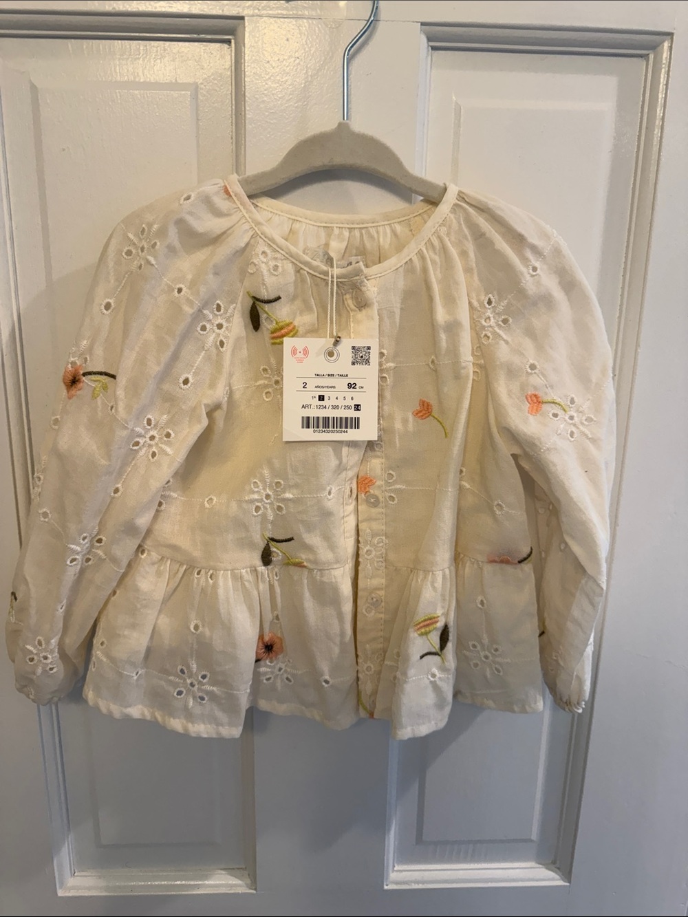 Zara Cream Embroidered Eyelet Floral Button-Front Top
